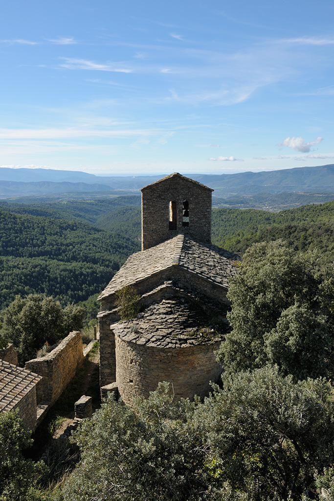 The church of El Castillo de Fantova